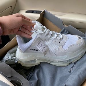BALENCIAGA triple S GOMMA SNEAKERS